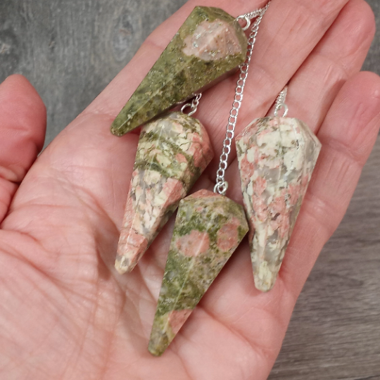 Gemstone Pendulums Wholesale  – Assorted Crystal Pendulums